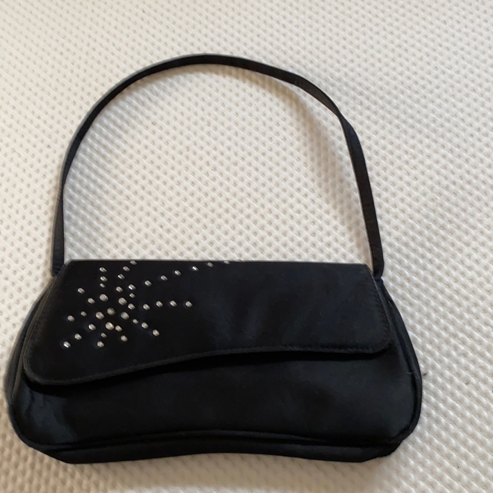 2/$20! Dorothy Perkins black clutch